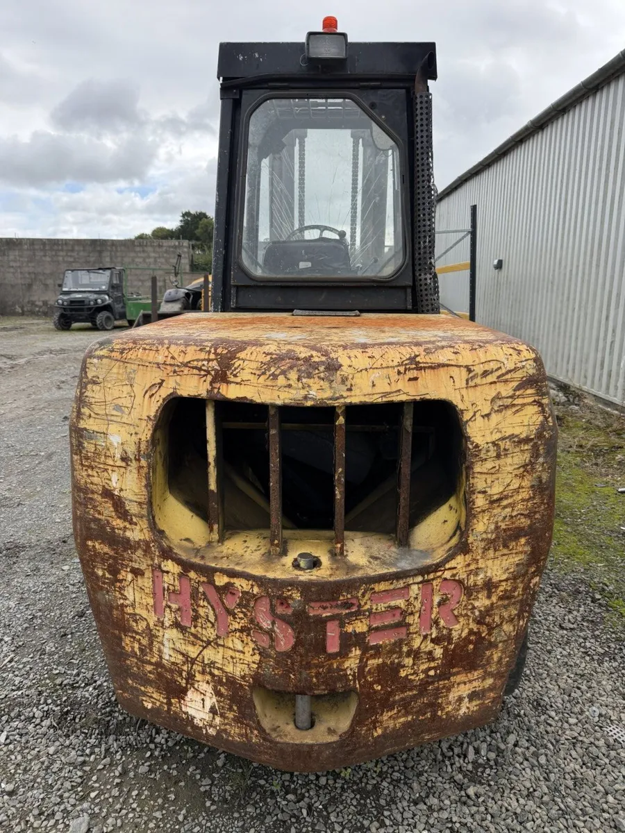 1998 Hyster 5-Tonne Forklift **Online Auction** - Image 3