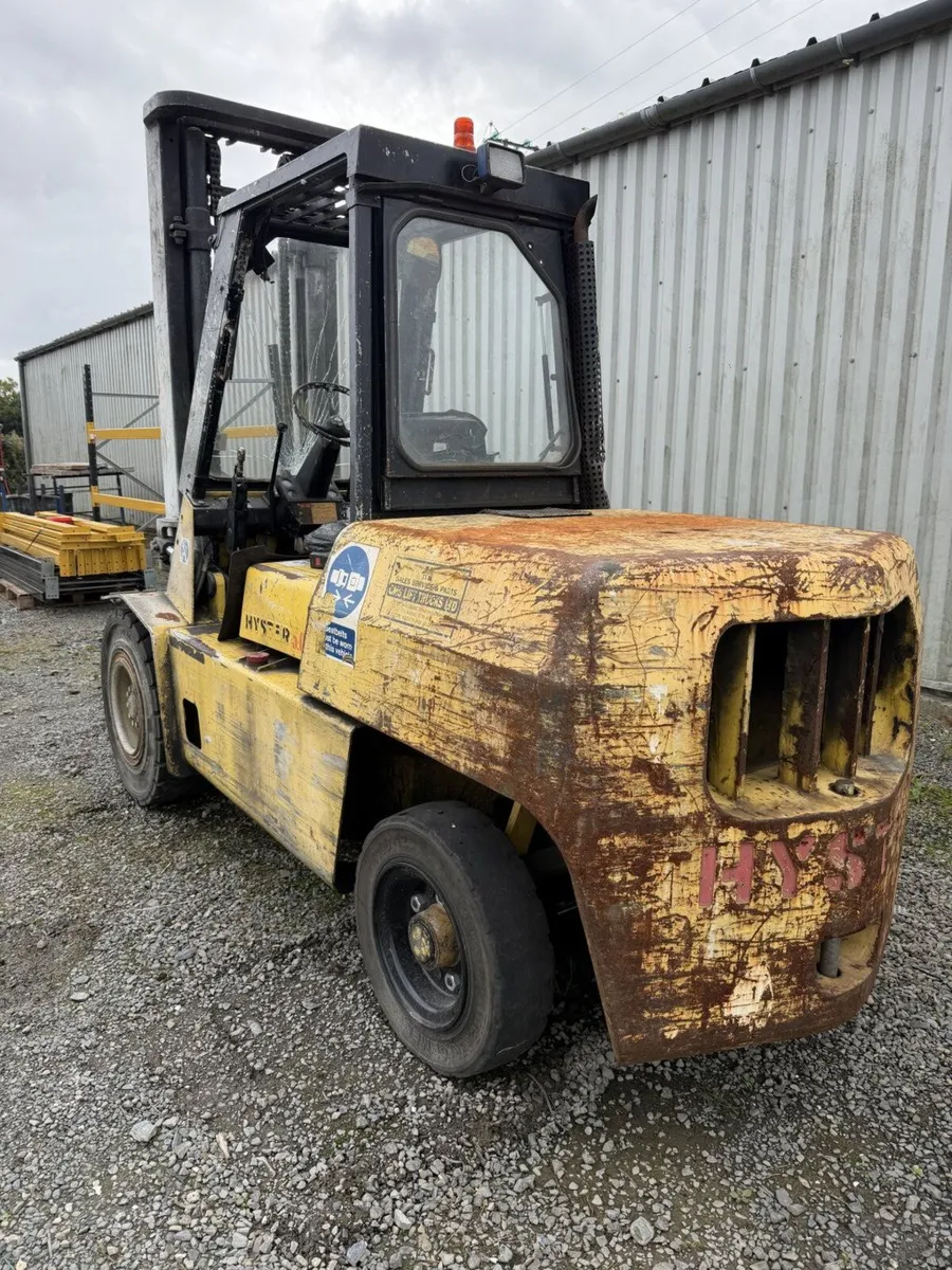 1998 Hyster 5-Tonne Forklift **Online Auction** - Image 4