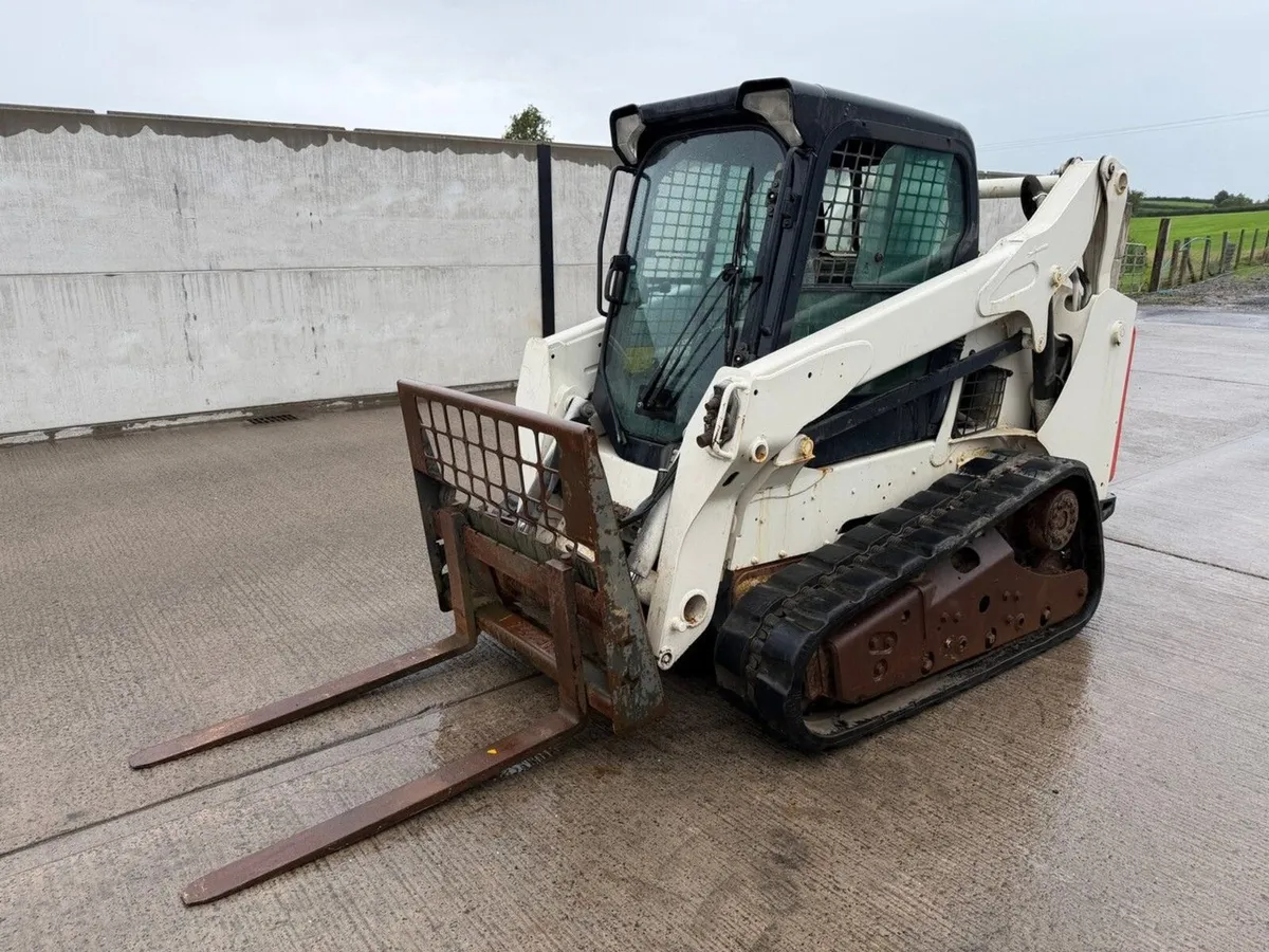 BOBCAT T590 TRACKED SKID STEER LOADER - Image 1
