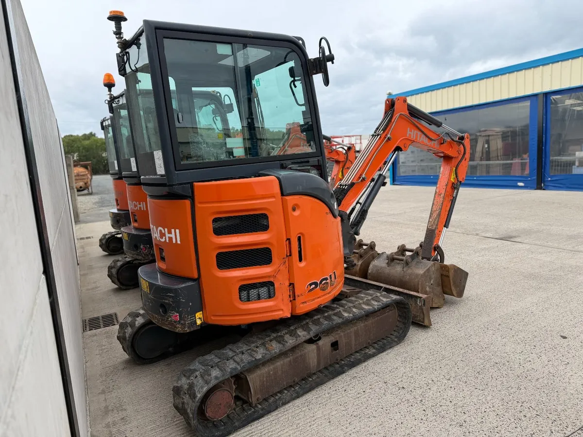 HITACHI ZX26U-6 CR 2.7 TON MINI DIGGER - Image 4