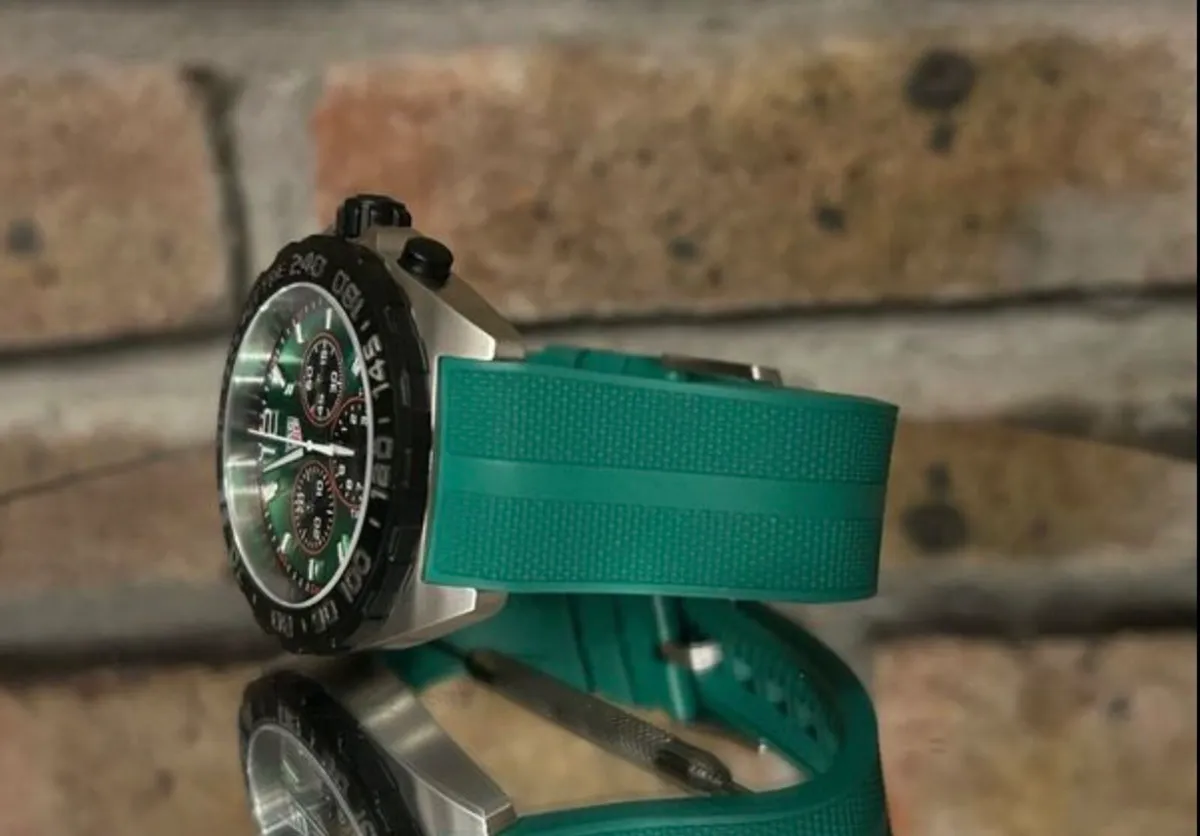 TAG Heuer Formula 1 Chrono - Mens Wristwatch - Image 3