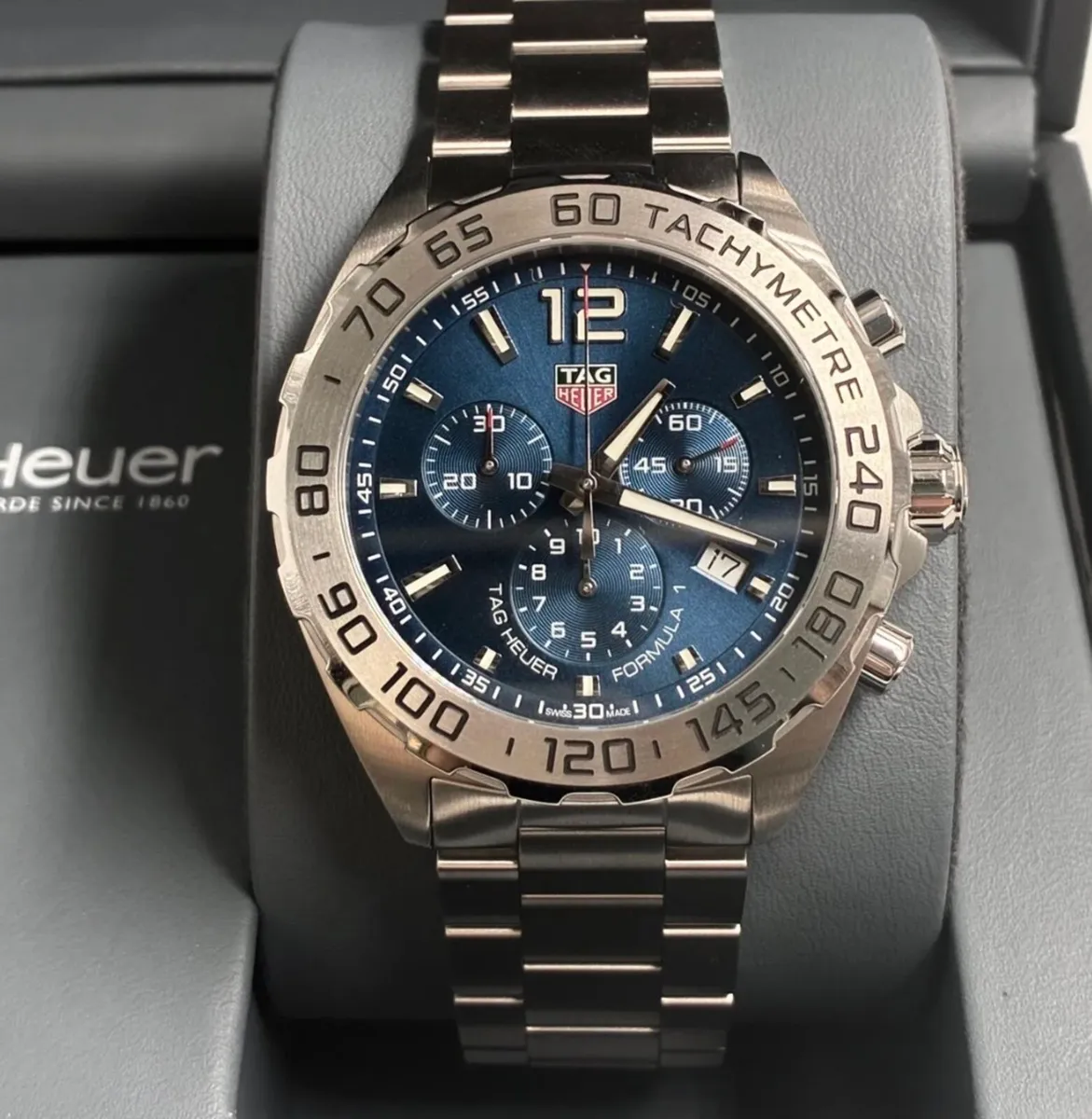 TAG Heuer Formula 1 Chrono - Mens Wristwatch - Image 1