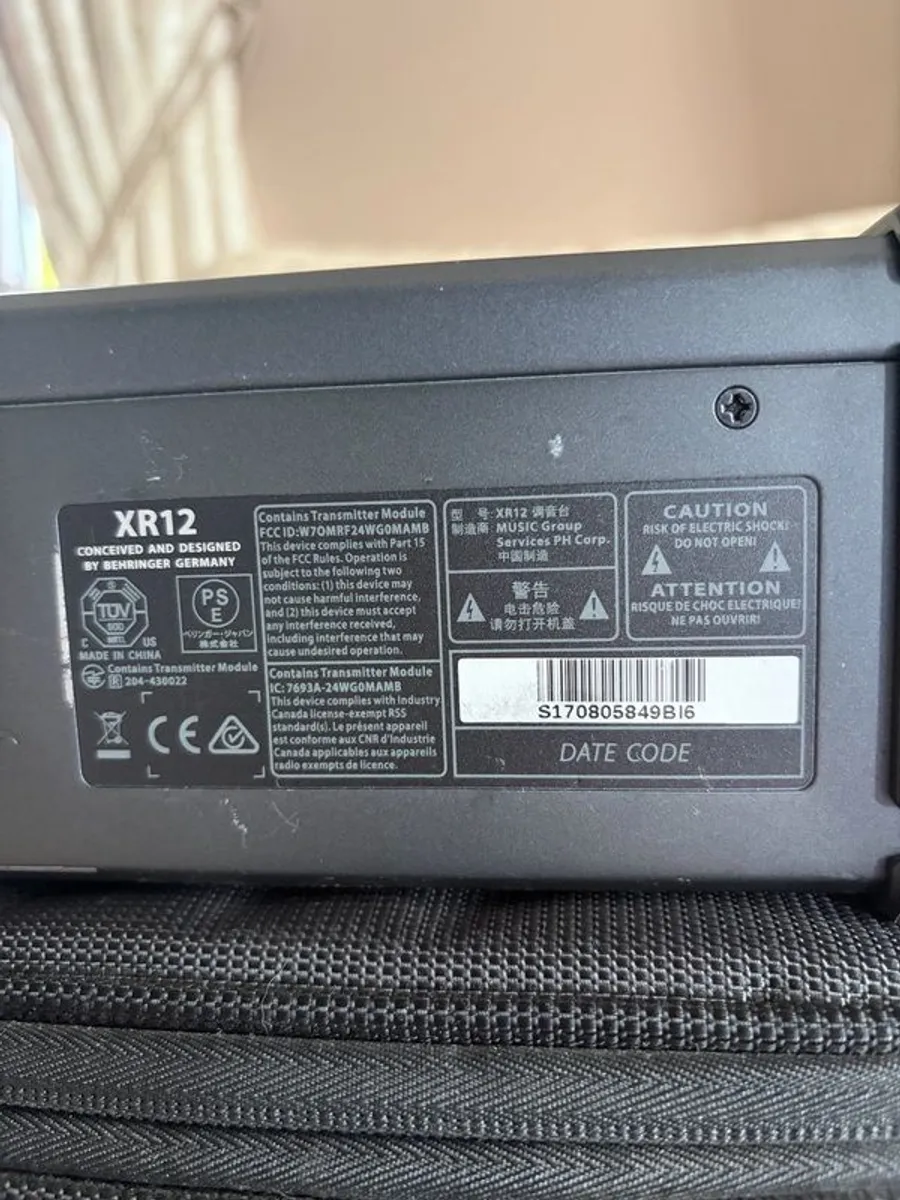 Behringer X AIR XR12 | 12 Channel Digital Mixer | Gator Case - Image 3