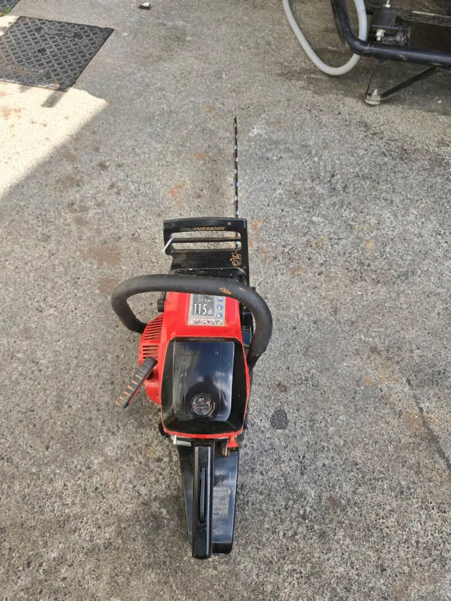 Chainsaw - Image 3