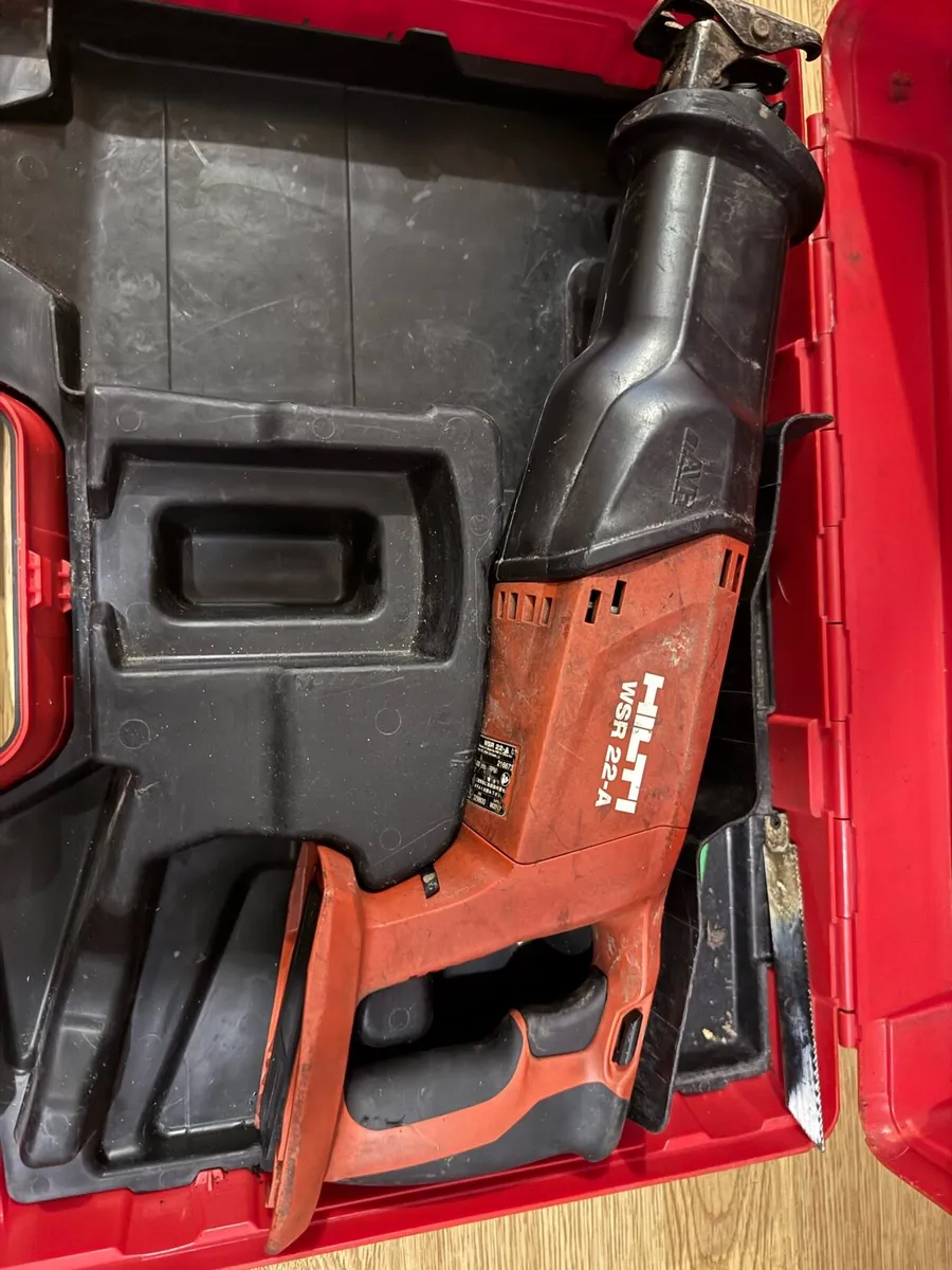 Hilti saw
