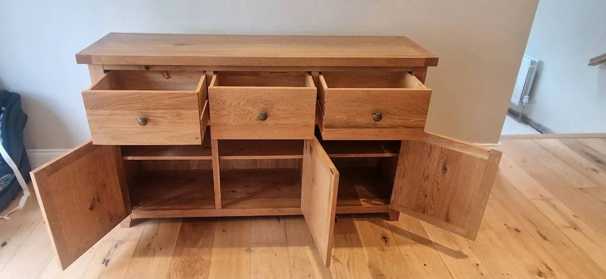Sideboard - Image 4