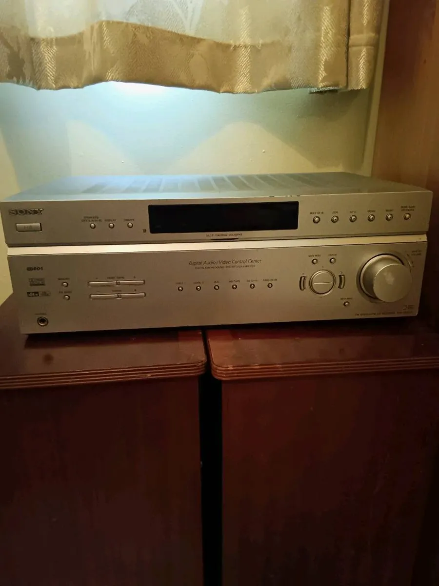 Sony amplifier - Image 1