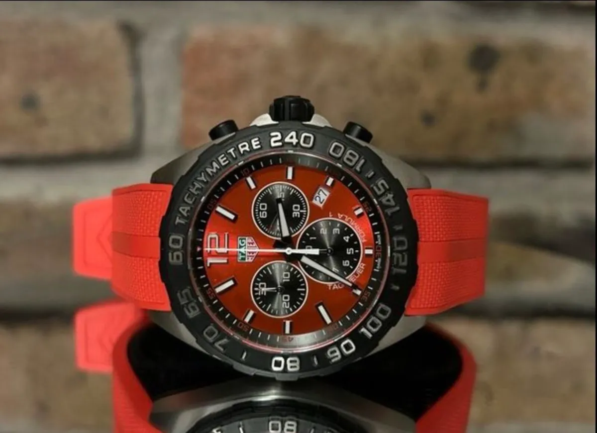 TAG Heuer Formula 1 Chrono - Mens Wristwatch - Image 1