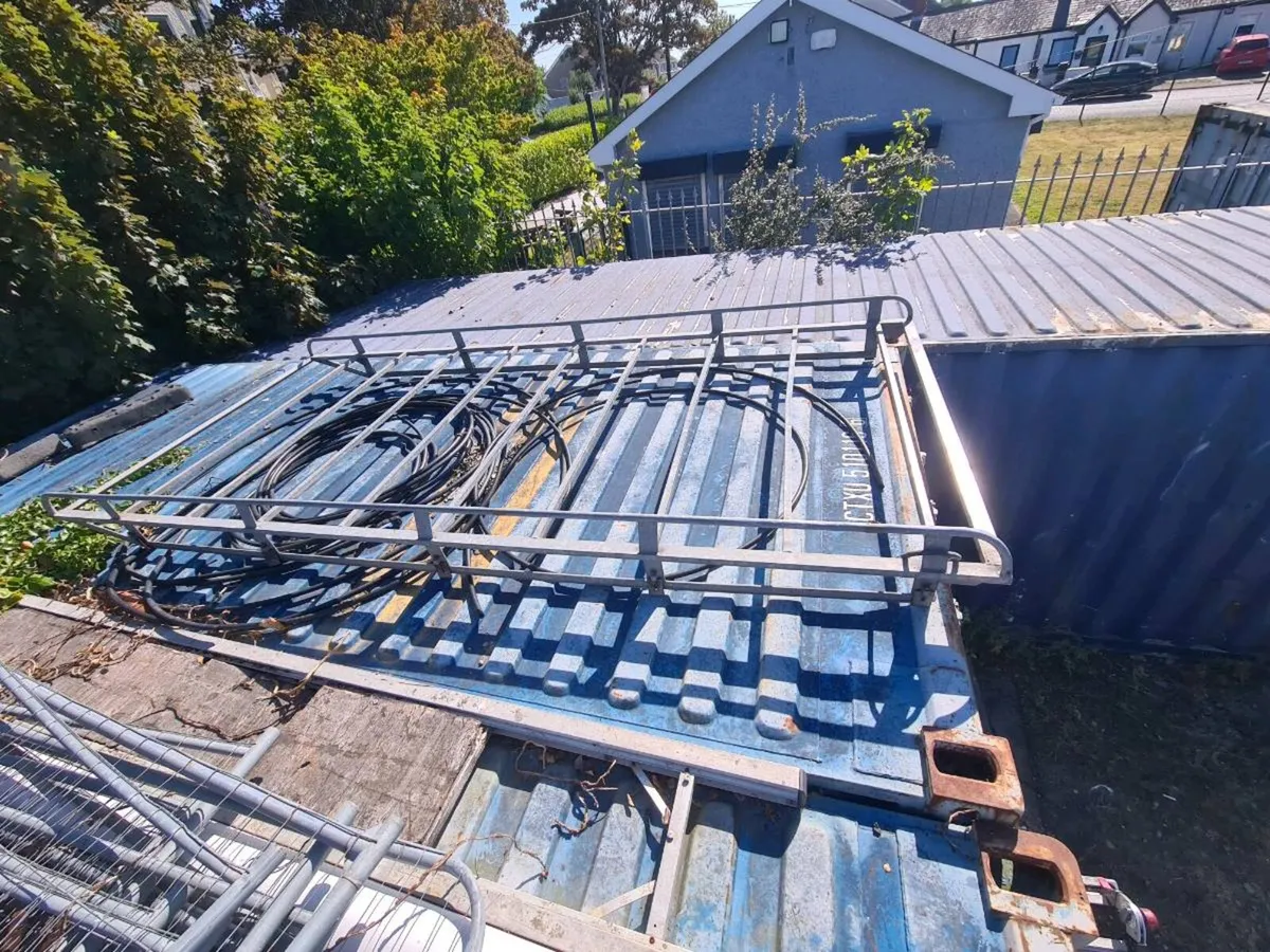 Roof rack - Image 4