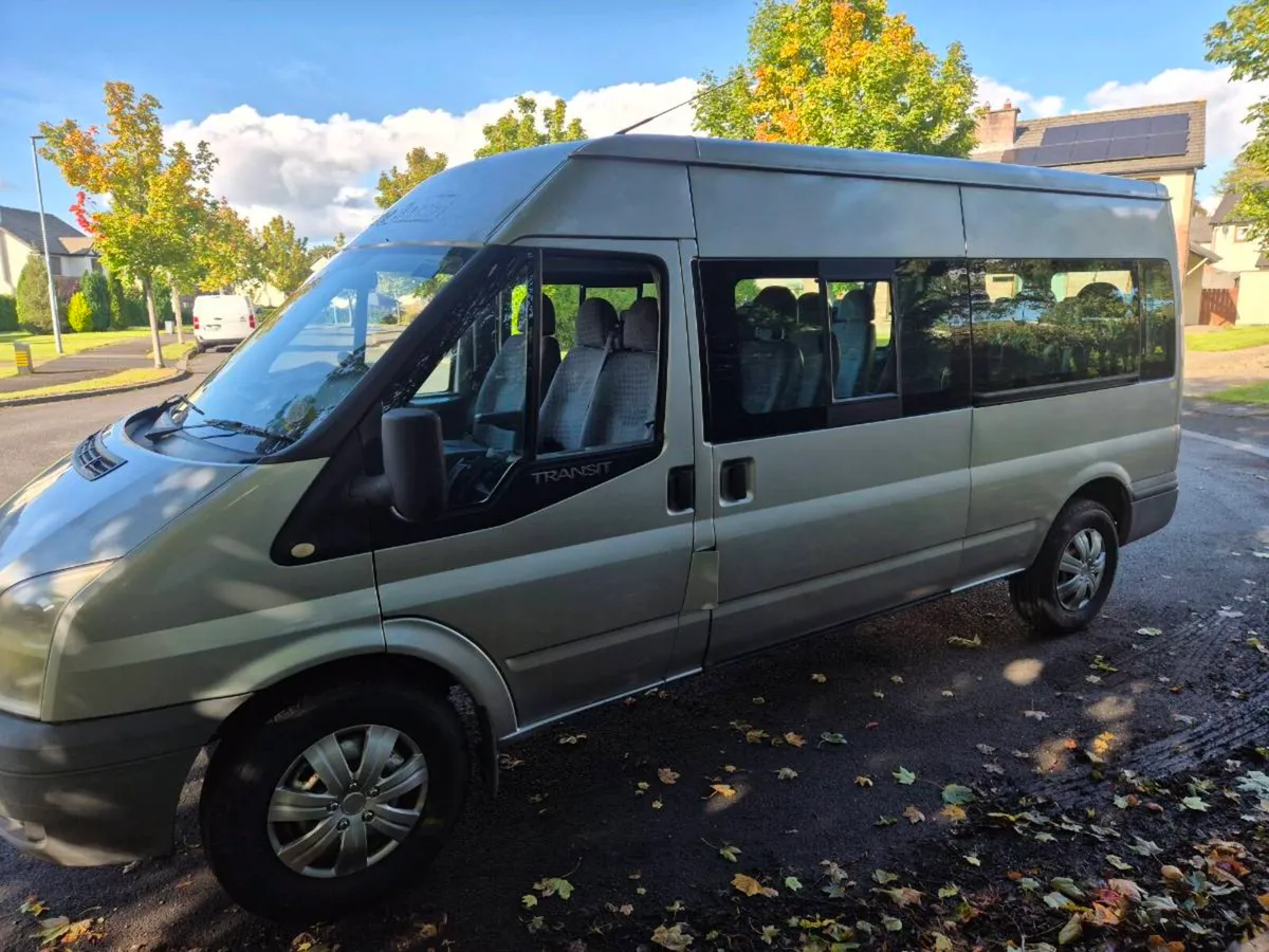 08 ford transit 15 seater  mileage only 122343 km - Image 4