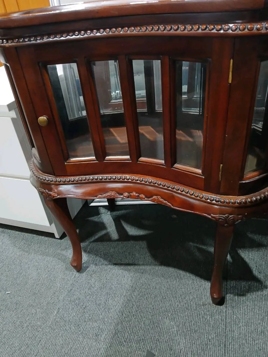 Drinks cabinet - Image 2
