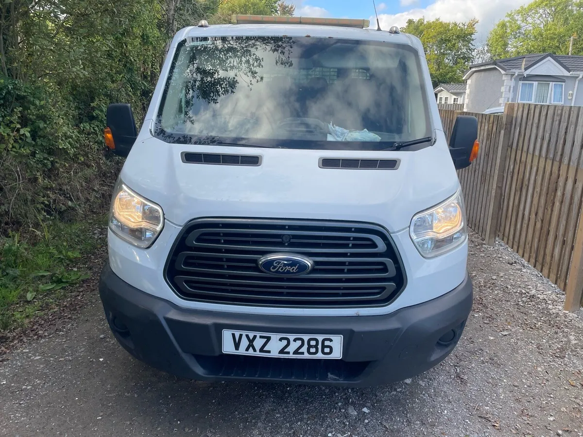 2016 Ford Transit Crewcab Tipper - Image 2