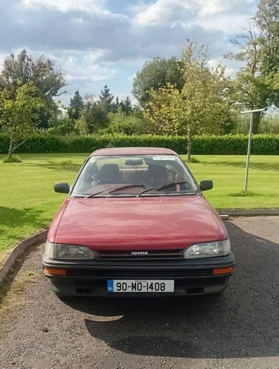 1990 Toyota Corolla 1.3 Petrol Brown Logbook - Image 2