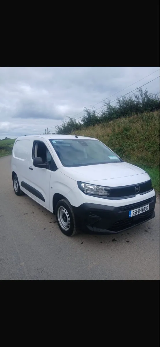 2025 Opel Combo NO VAT - Image 1