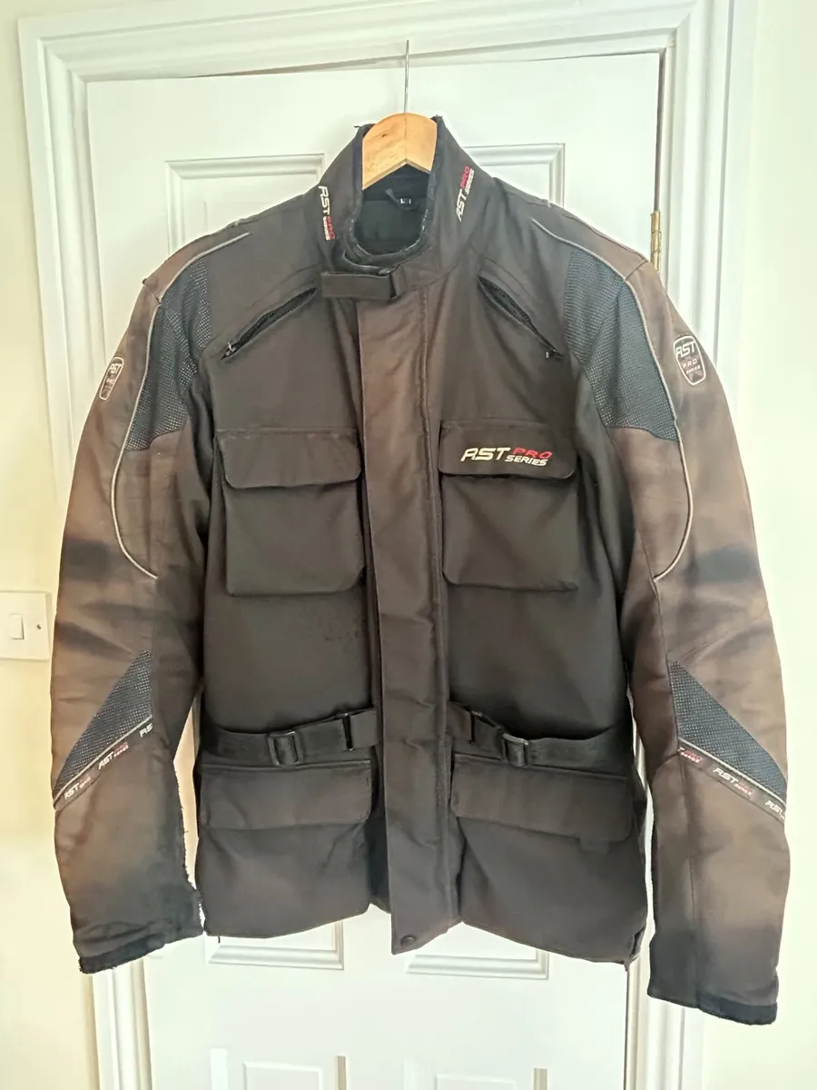 Jackets/Pants/Denim/Gloves - Image 3