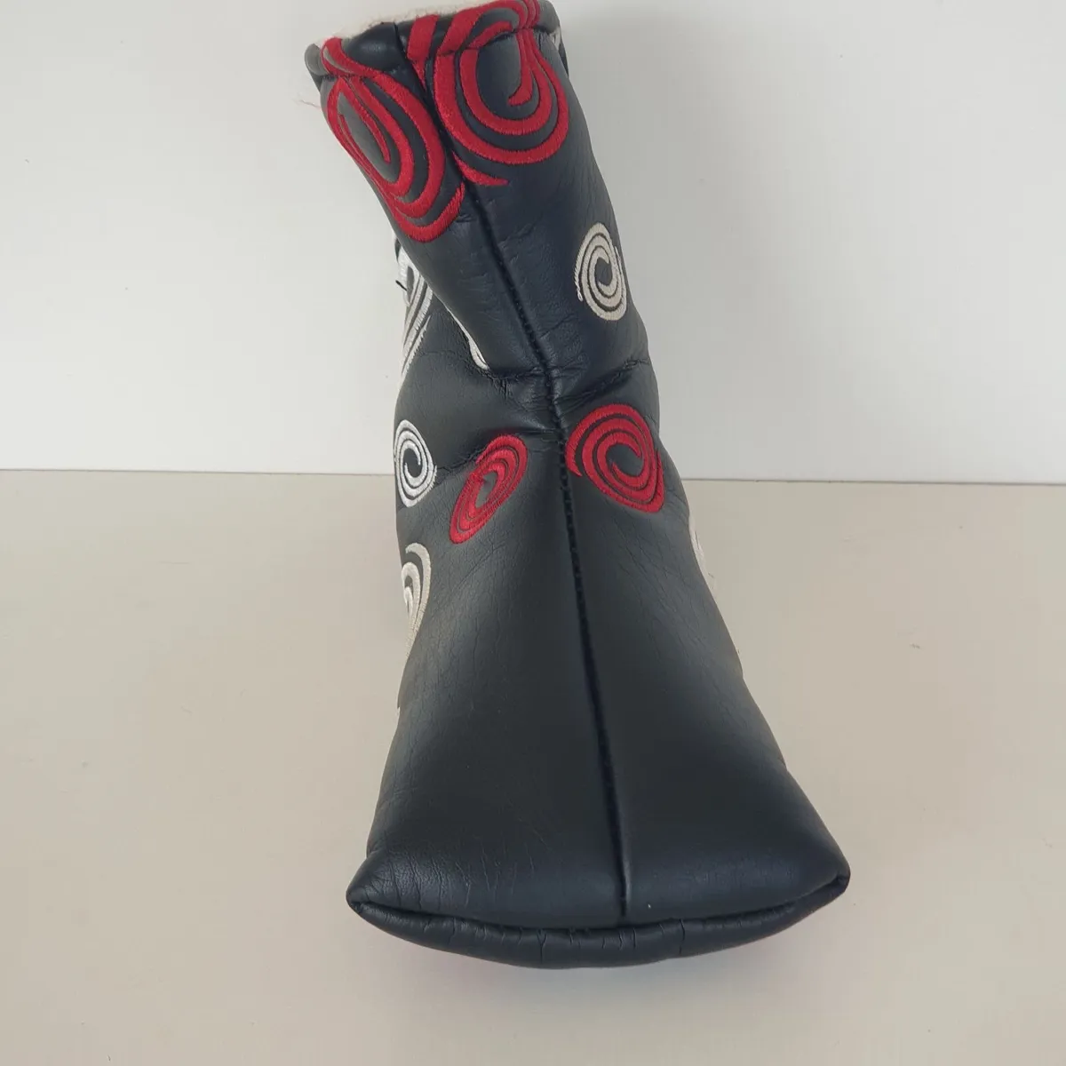 Odyssey blade putter headcover - Image 4