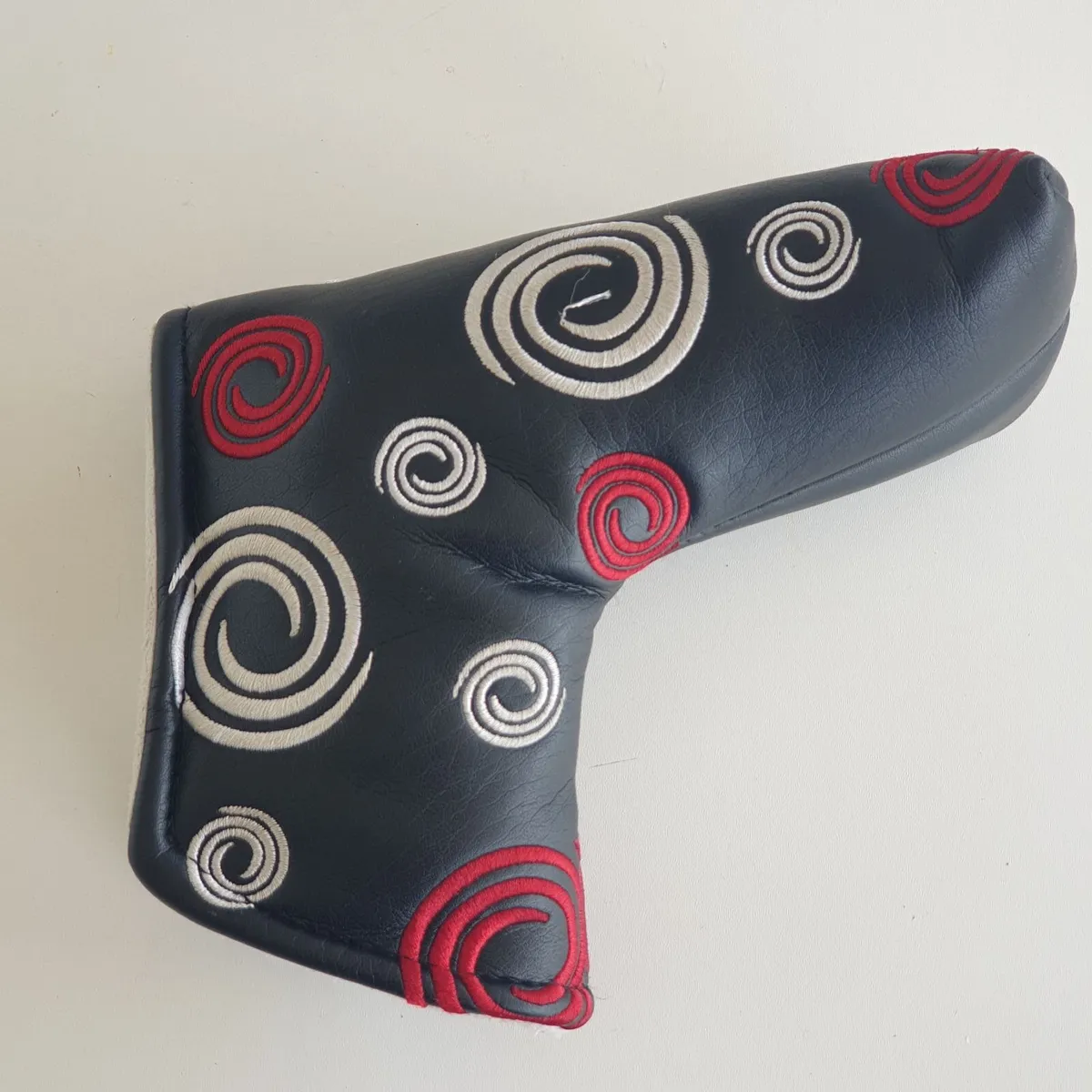 Odyssey blade putter headcover - Image 3