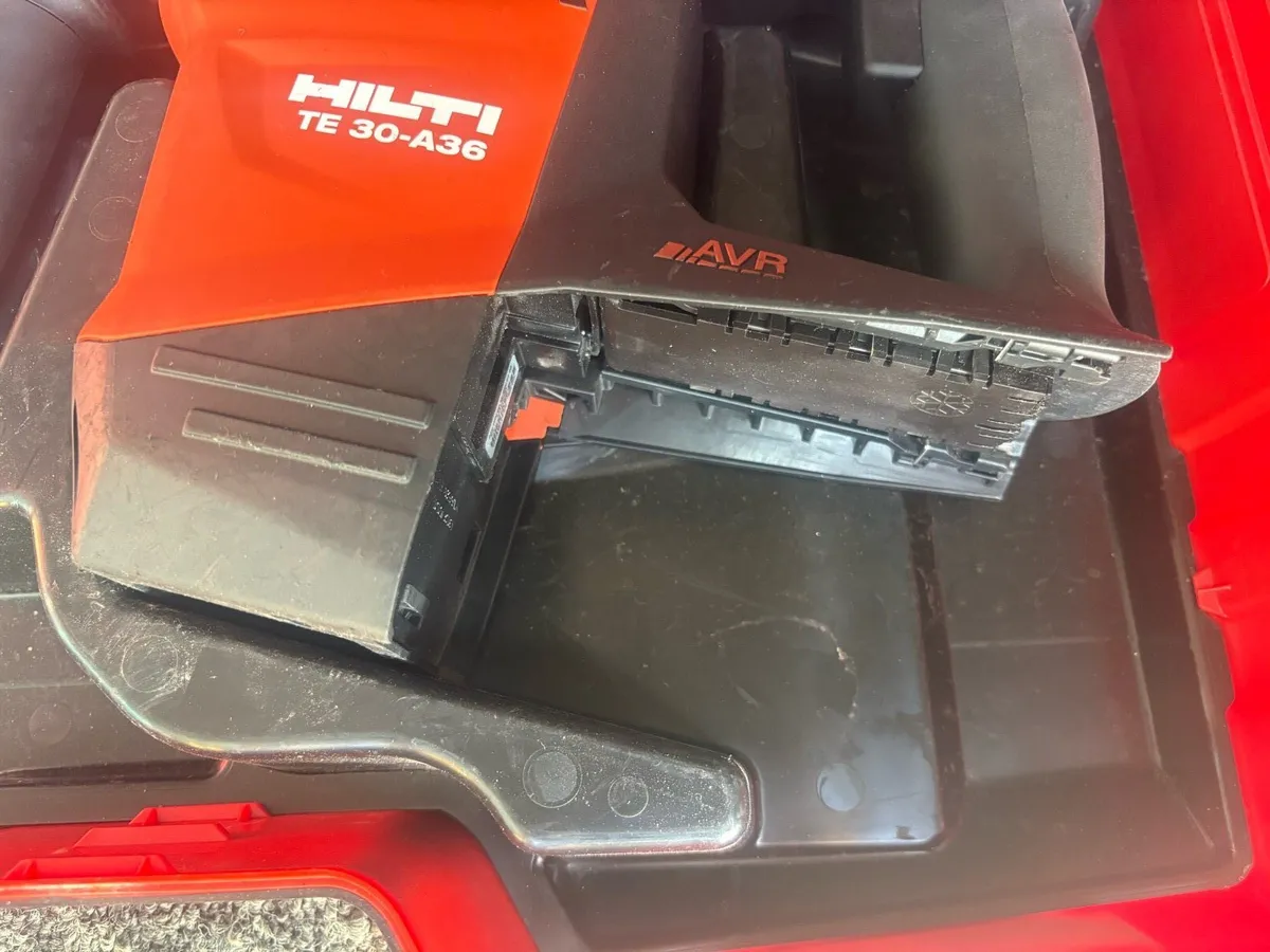 Hilti TE 30 A36 3 Mode Hammer Drill - Image 3