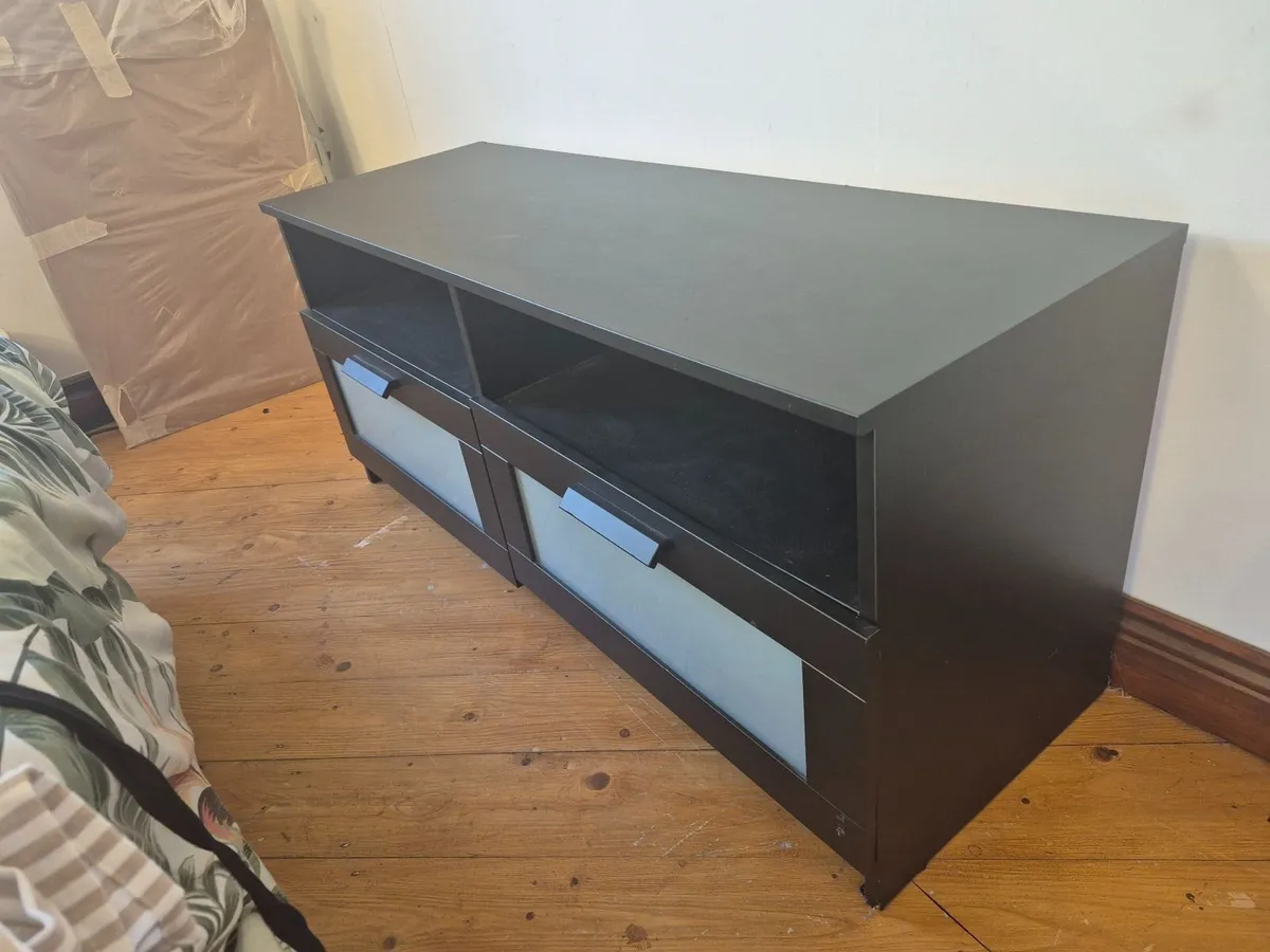 tv book storage - Image 3