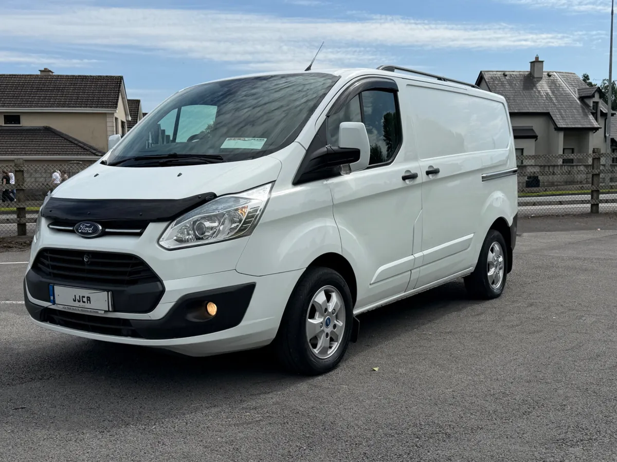 STUNNING 2016 2.2 FORD TRANSIT CUSTOM - Image 1