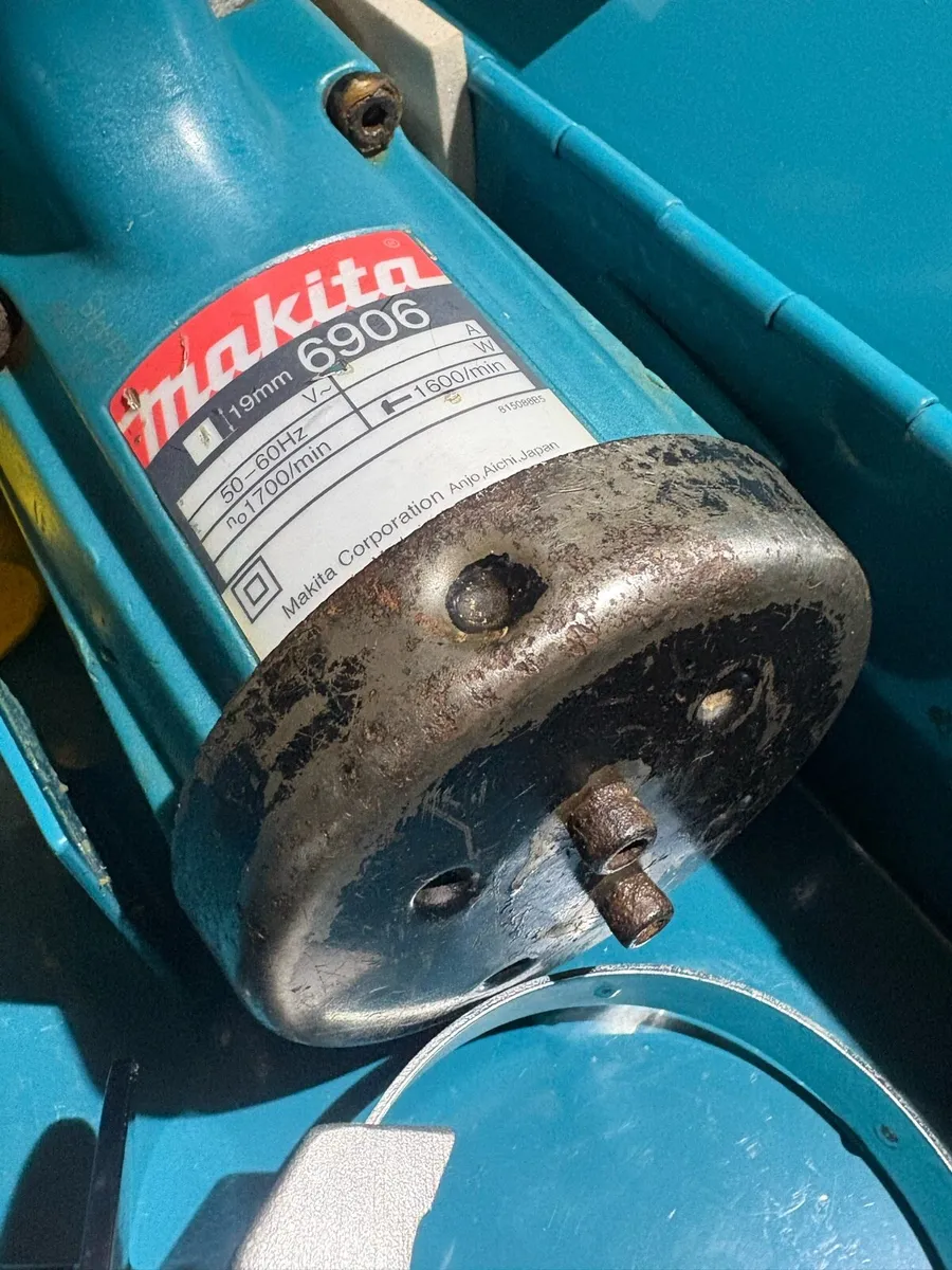 Makita 6906 3/4” Impact Wrench - Image 4