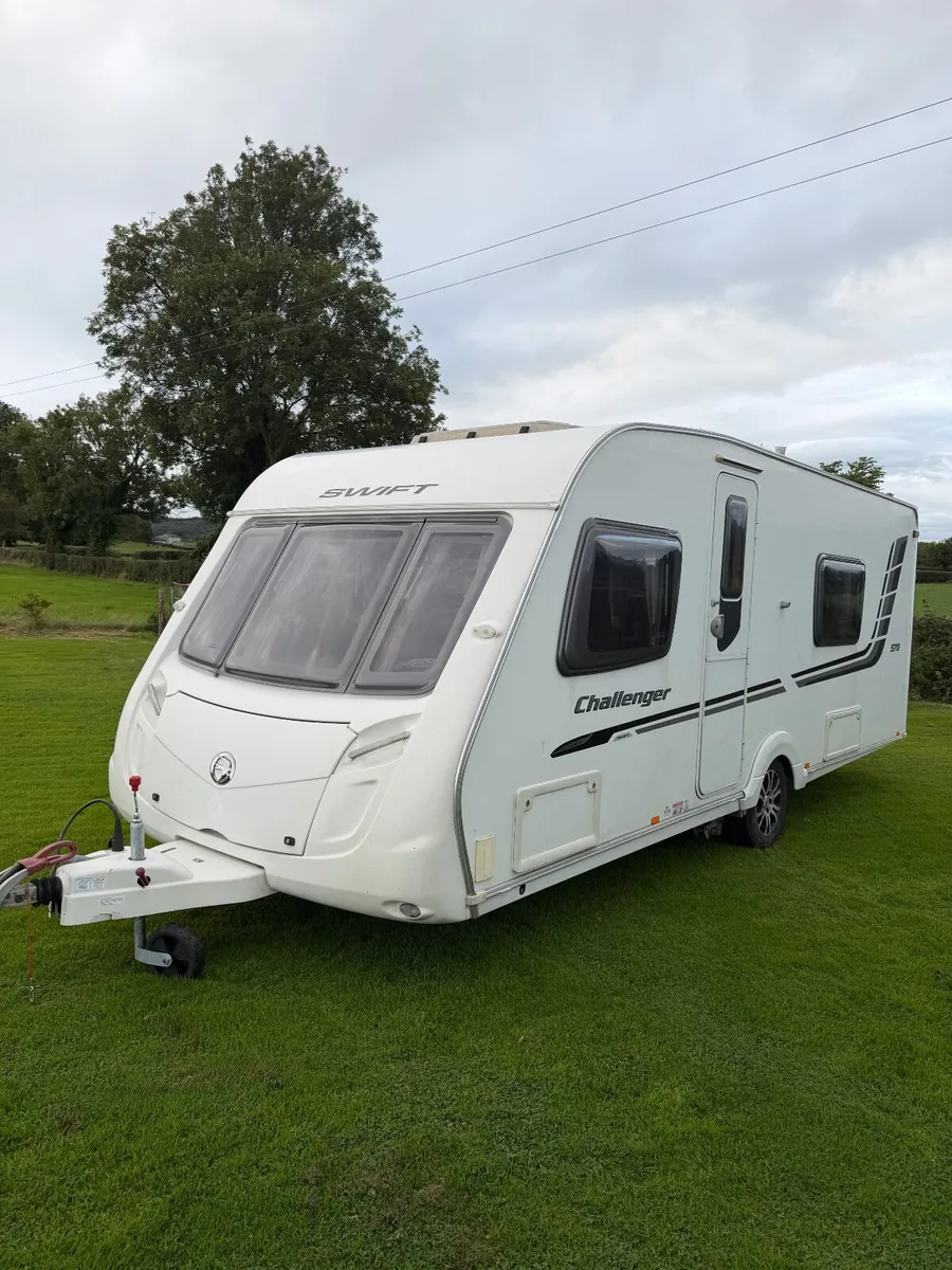Swift Challenger 570 - Image 4