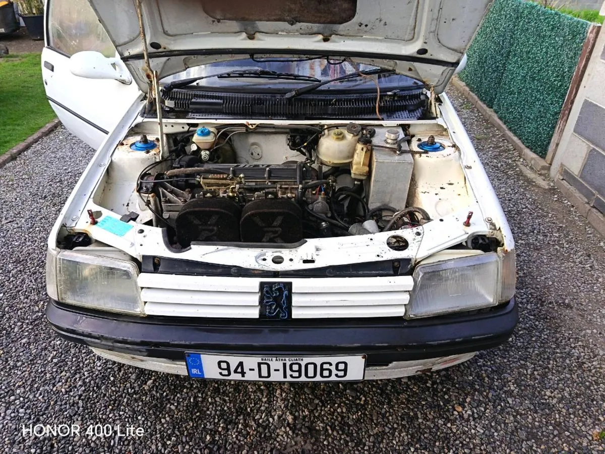 Peugeot 205 Mi 16 Rallycross - Image 3