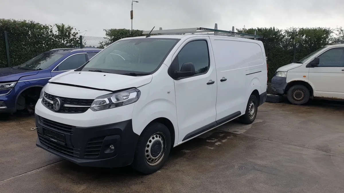 *For parts* Opel Vivaro van, 1.5 dsl 6 speed (2021 - Image 1