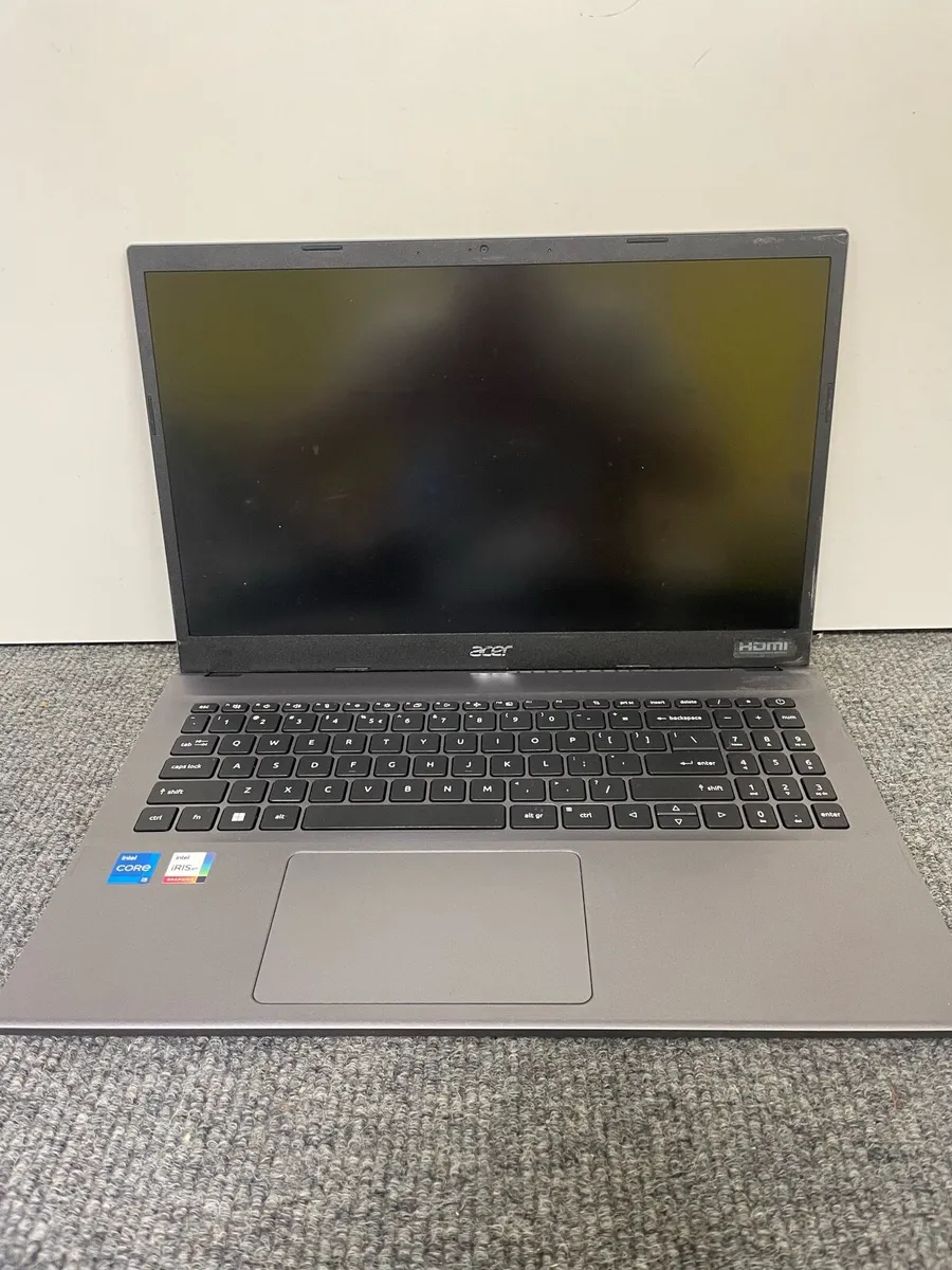 Acer Extensa 215 - Image 1