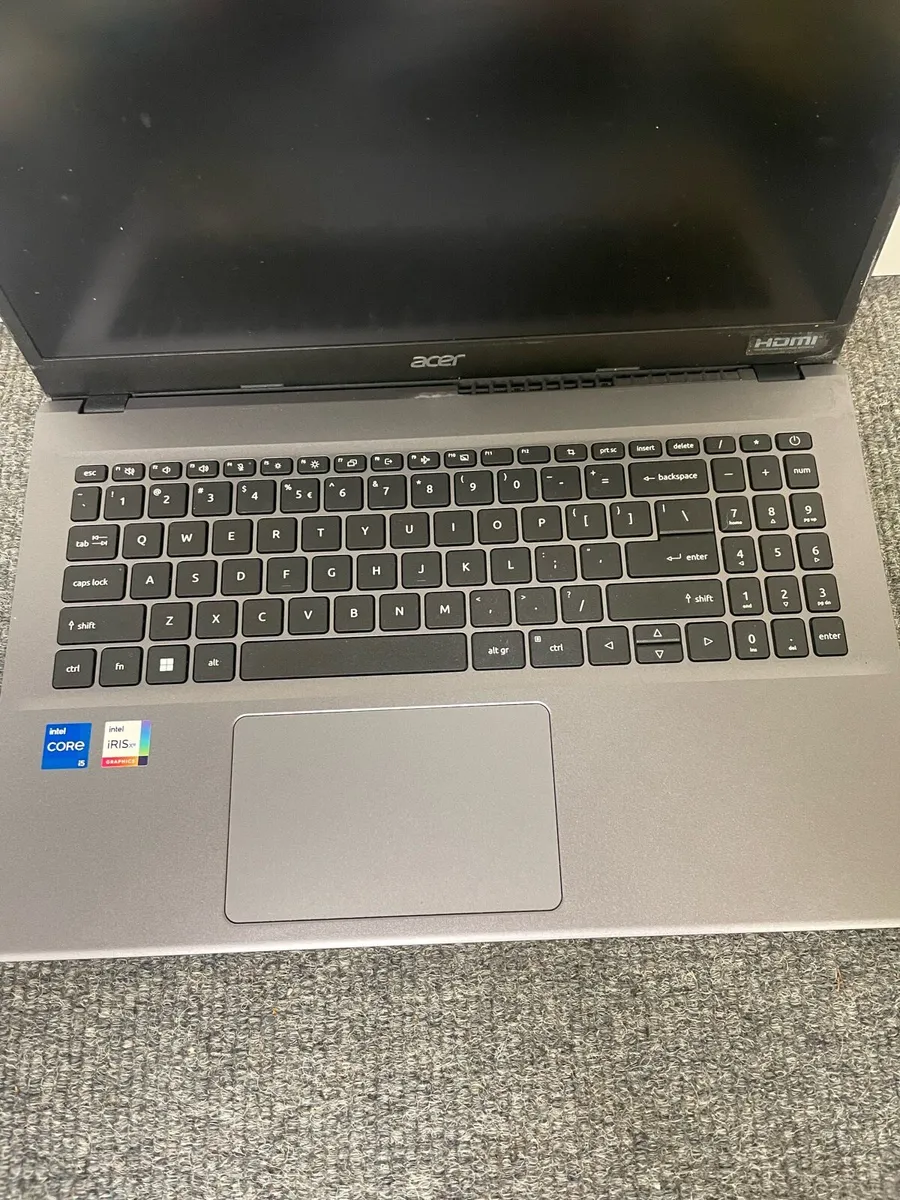 Acer Extensa 215 - Image 2