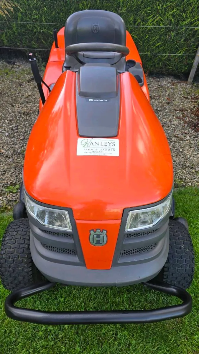 22HP HUSQVARNA 42" - Image 1