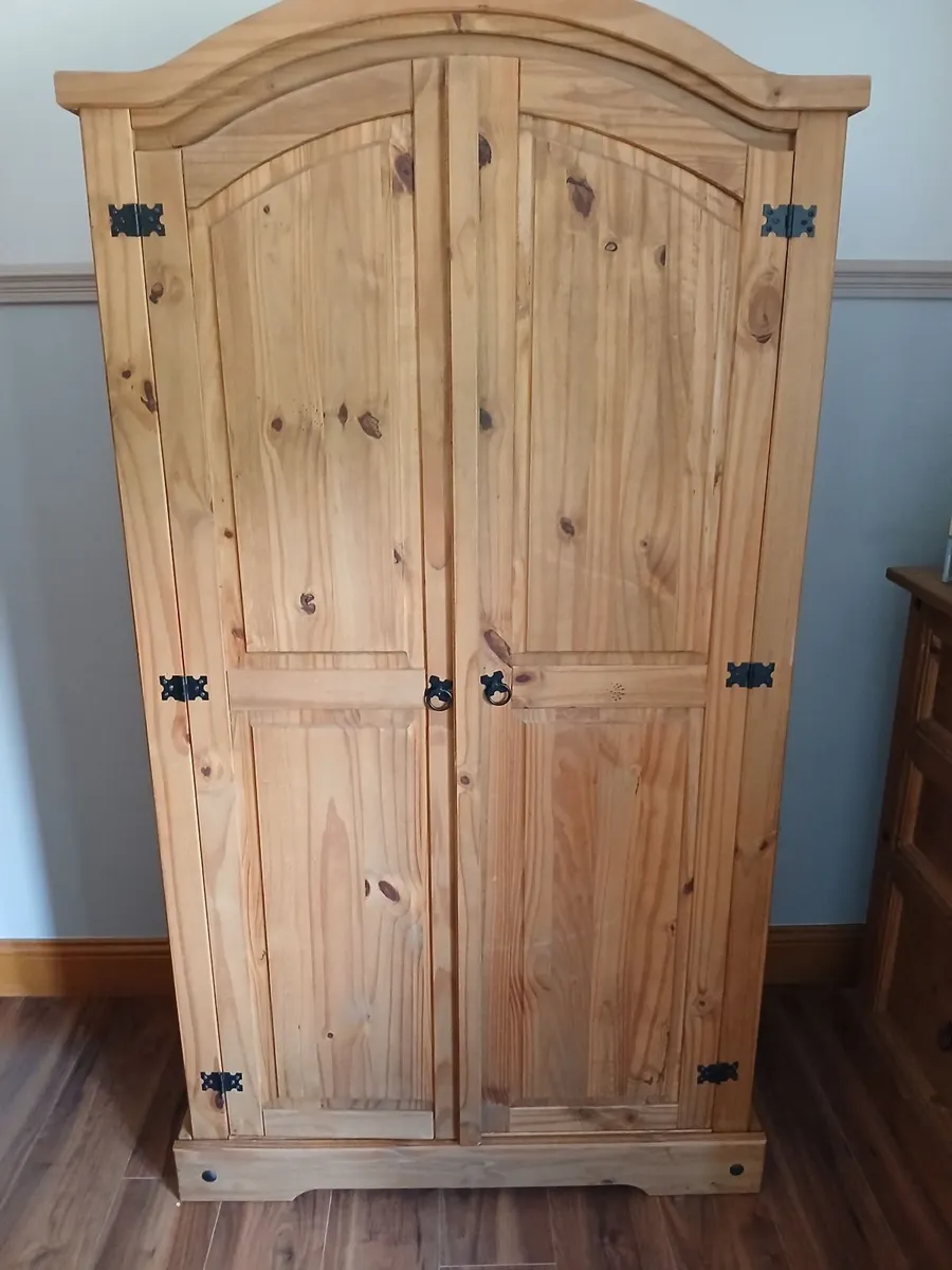 Mexican pine wardrobe & dresser - Image 3