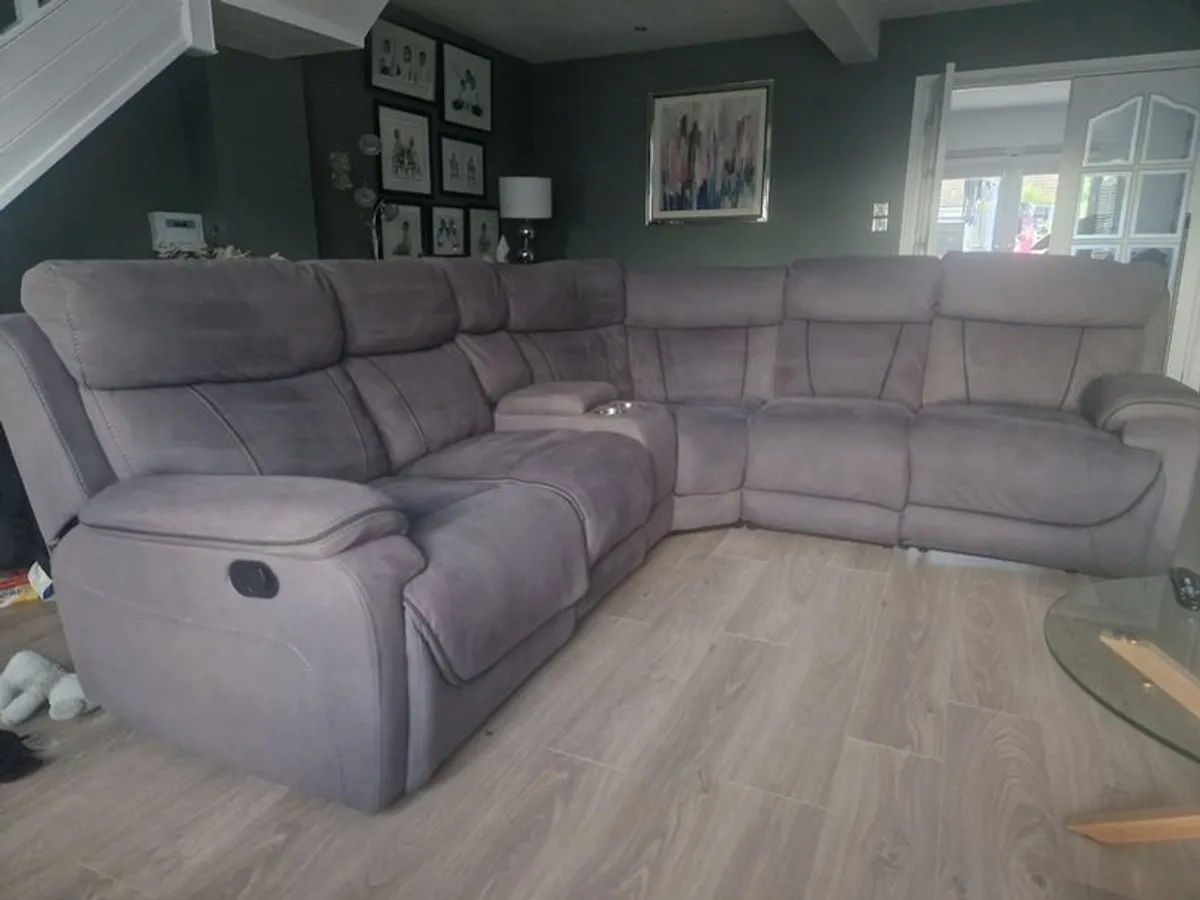 Recliner Corner Sofa - Image 1