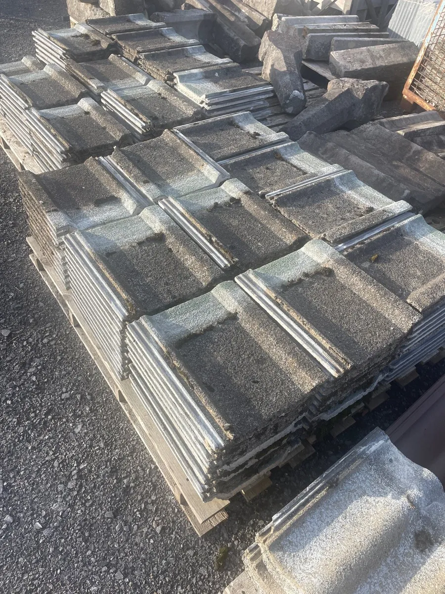 Old roof tiles - Image 1