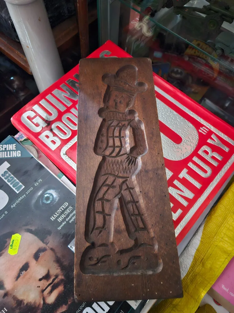 Vintage Dutch Wooden Mold - Image 1