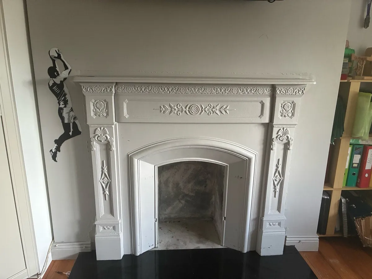 Cast iron fireplace - Image 2