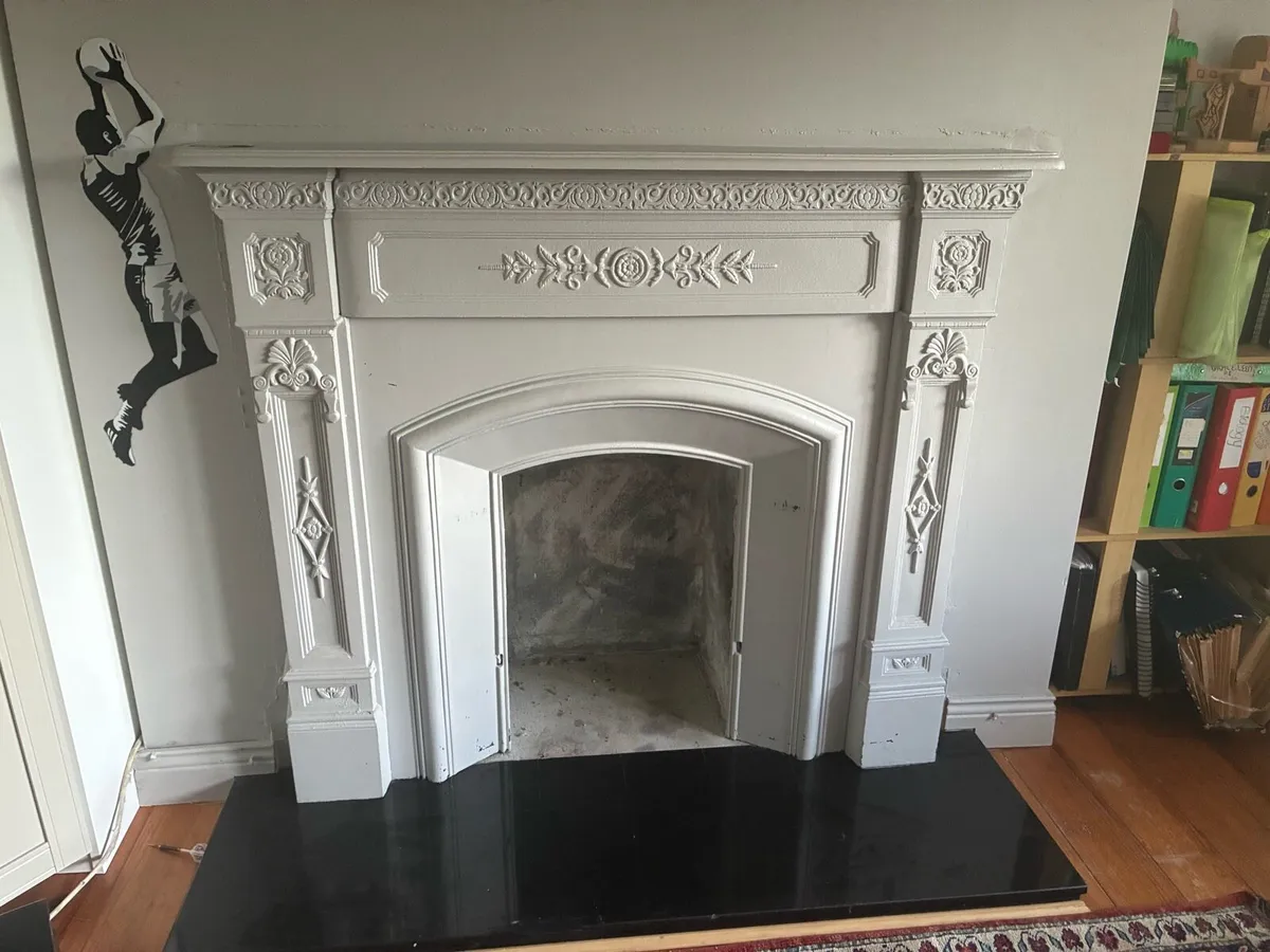 Cast iron fireplace - Image 1