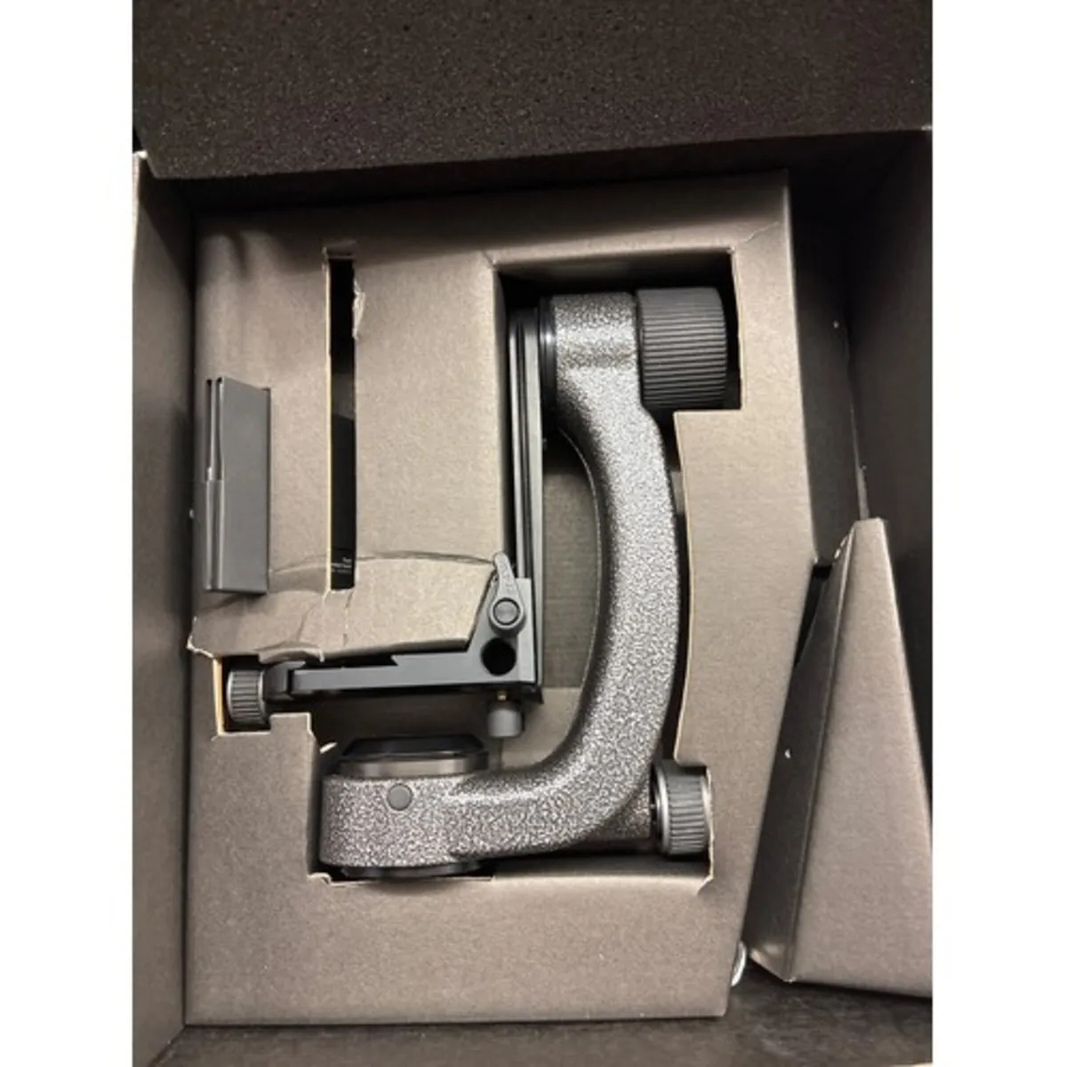 Gitzo Gimbal fluid head - Image 1