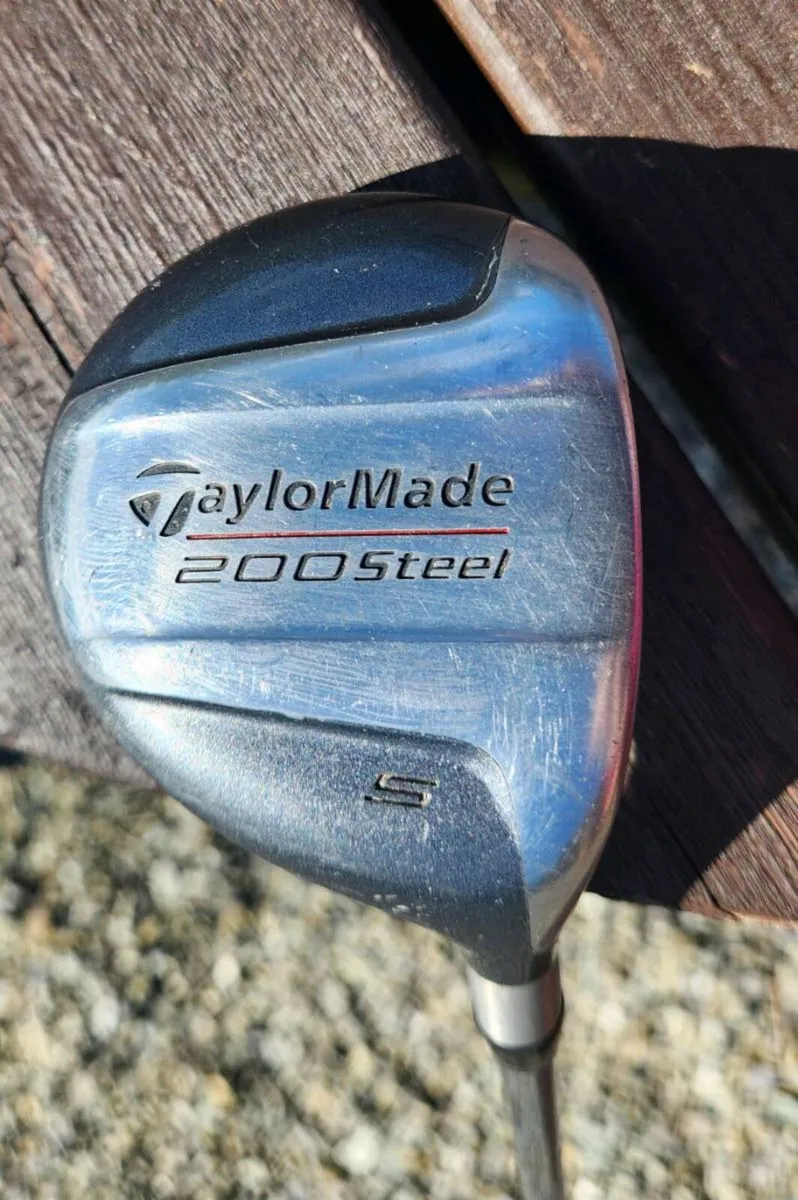 Taylormade 200steel, 5 wood, Stiff 90g steel shaft - Image 1