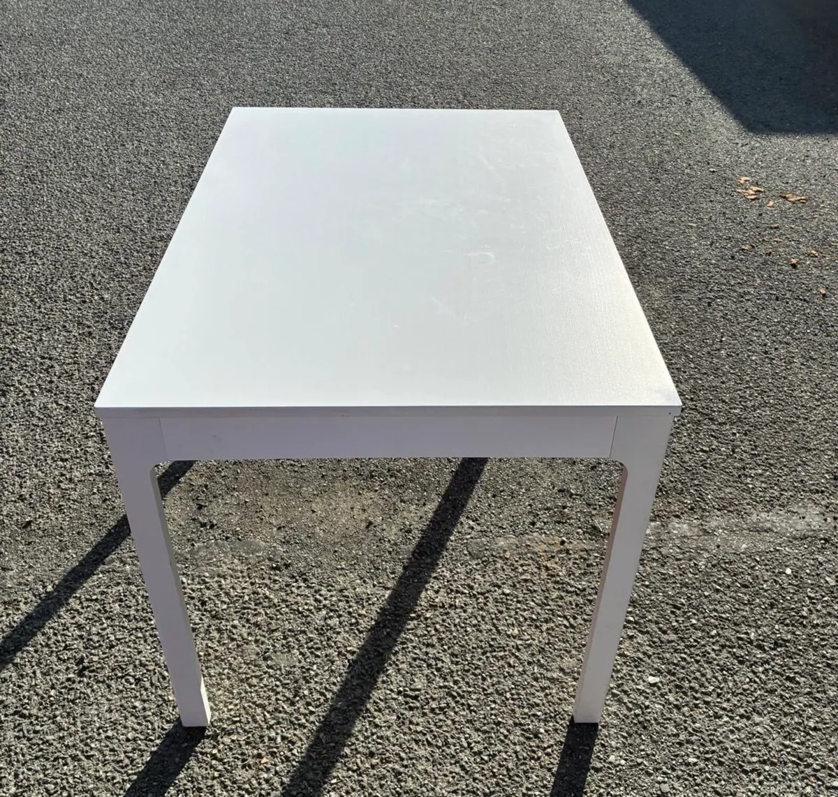 White extending Table and 4 Chairs - Image 3
