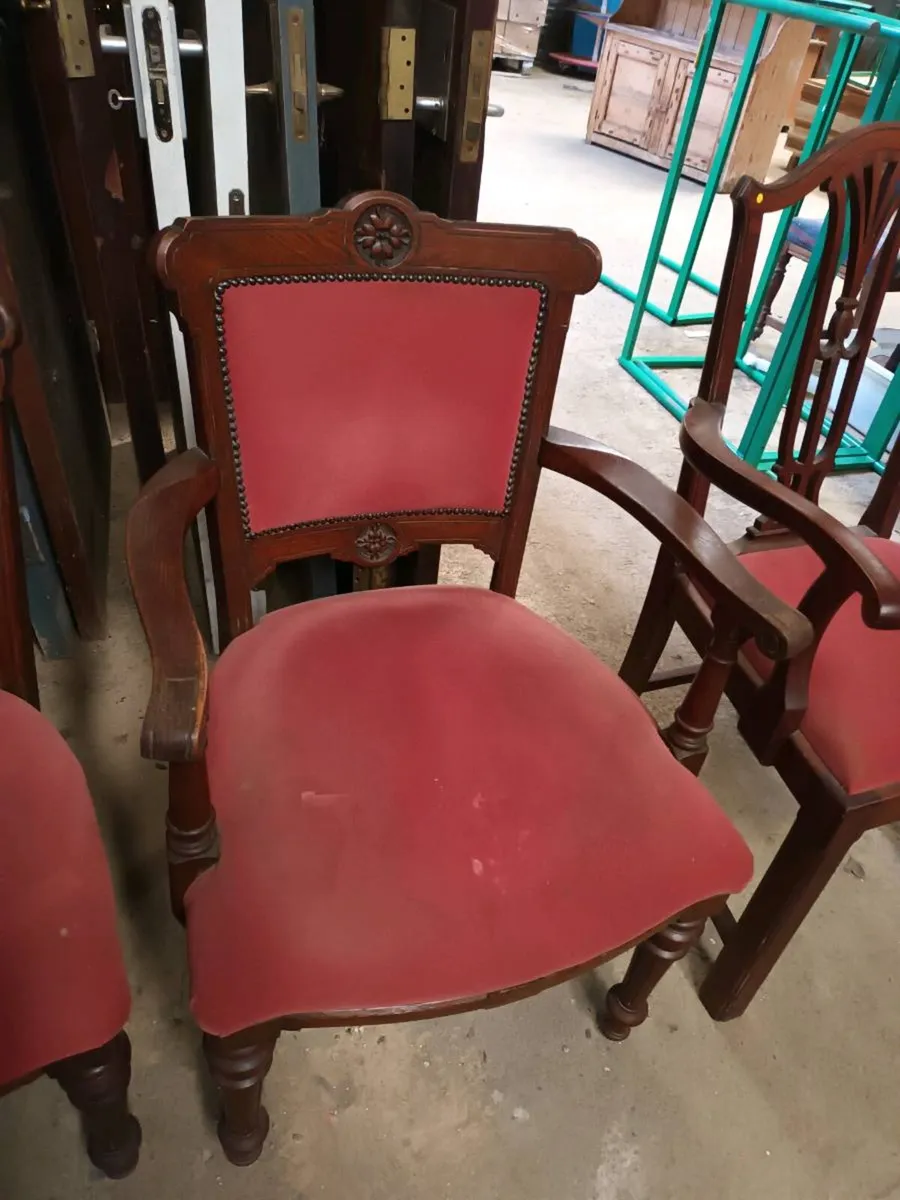 Carver Chair