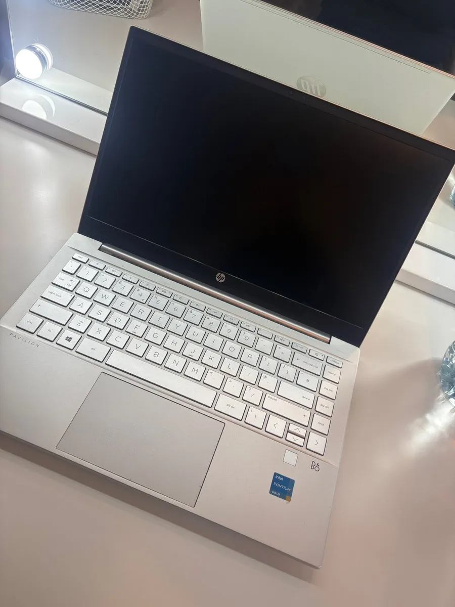 HP Pavilion laptop - fully working - Image 2