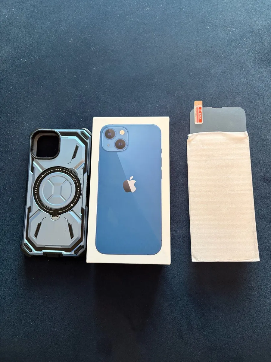 Apple iPhone 13 - Image 2