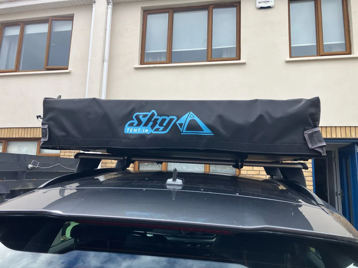 Roof tent - Image 3