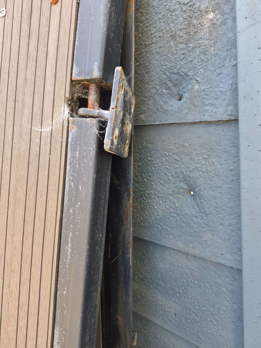 House Gates - Image 2