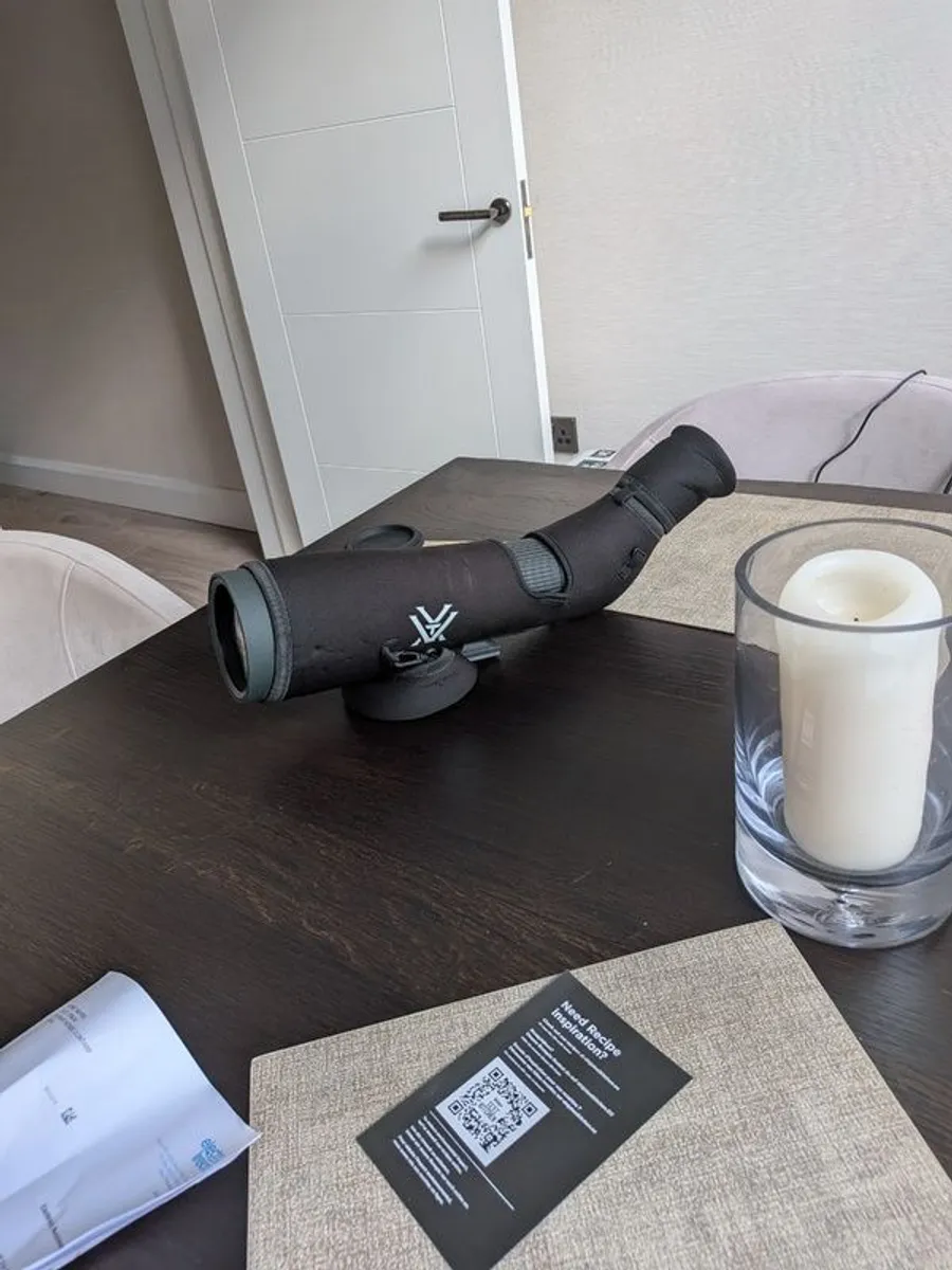 85mm 60x spotting scope - top brand - includes box - Image 3