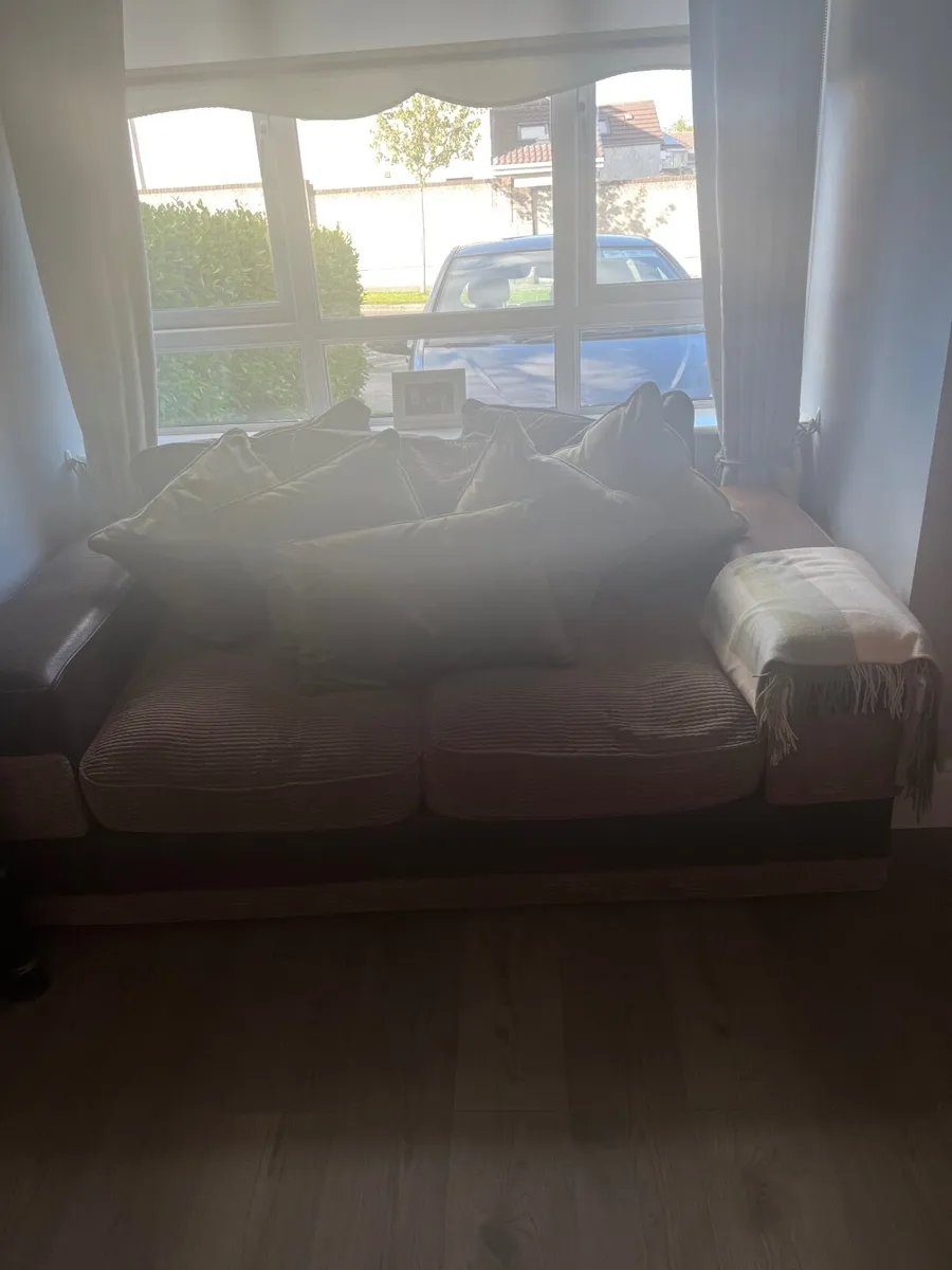 Couch - Image 1