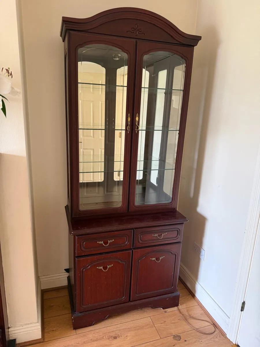 Two cabinets free of charge - Image 2