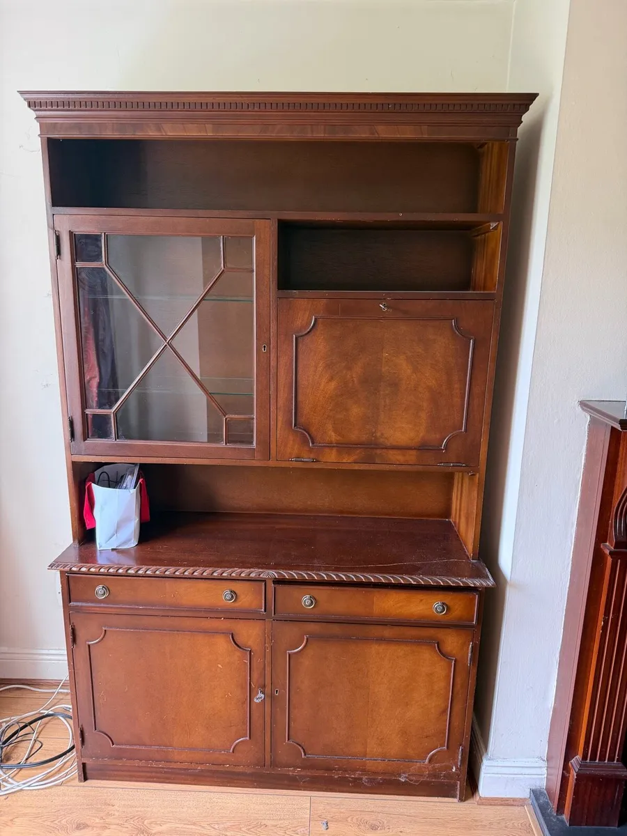 Two cabinets free of charge - Image 1