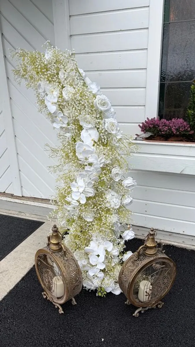 Wedding Flower Arches - Image 2